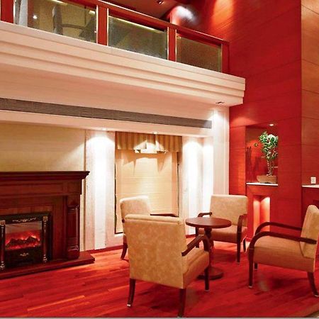 Surestay Plus Hotel By Best Western Indore Buitenkant foto