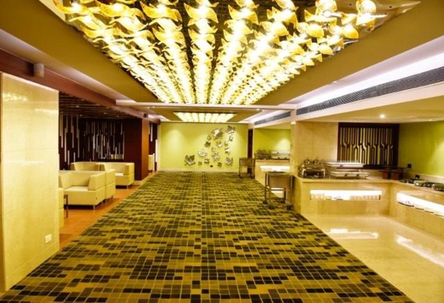 Surestay Plus Hotel By Best Western Indore Buitenkant foto